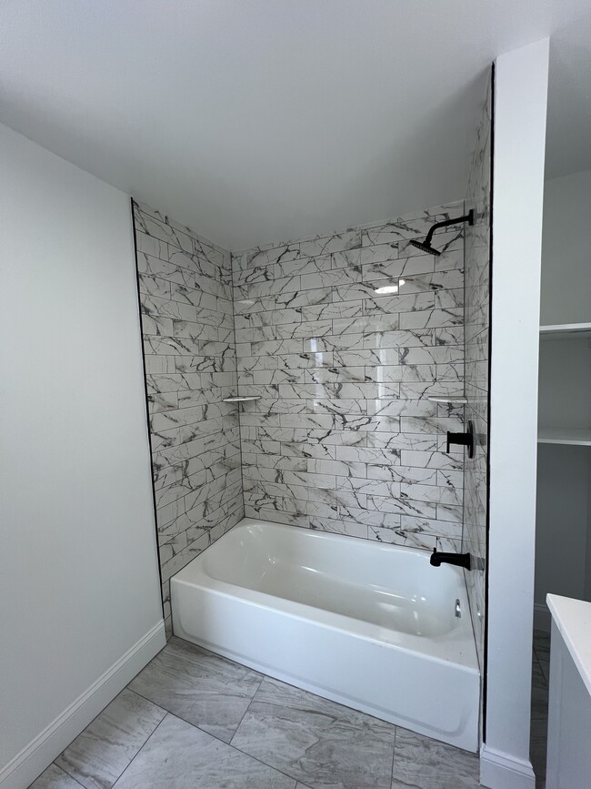 Photo - 2610 Price St