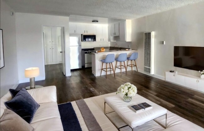 Building Photo - 235 S Rampart Blvd