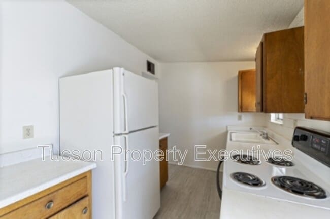 Photo - 4246 E Pima St