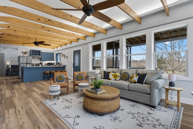 Photo - 304 Tide St Unit SI ID1473630P