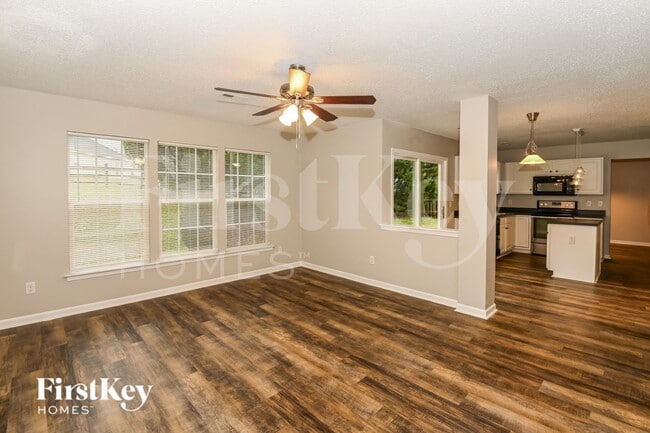 Photo - 5288 Moonlight Trail SW