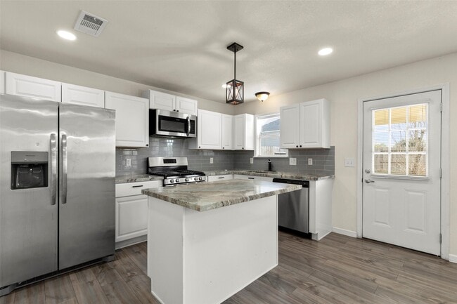 Photo - 14106 Kinsbourne Ln