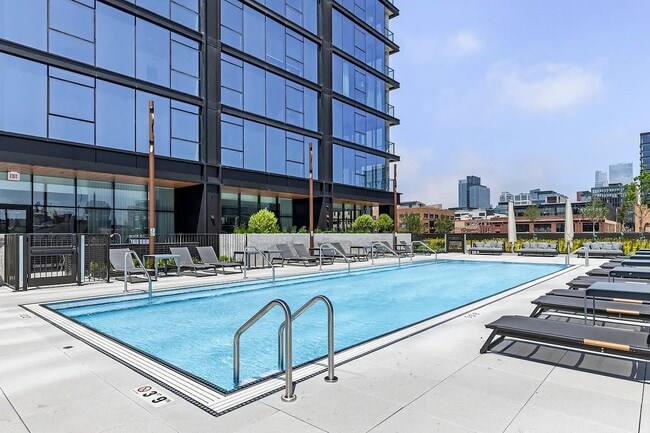 Photo - 227 N Elizabeth St