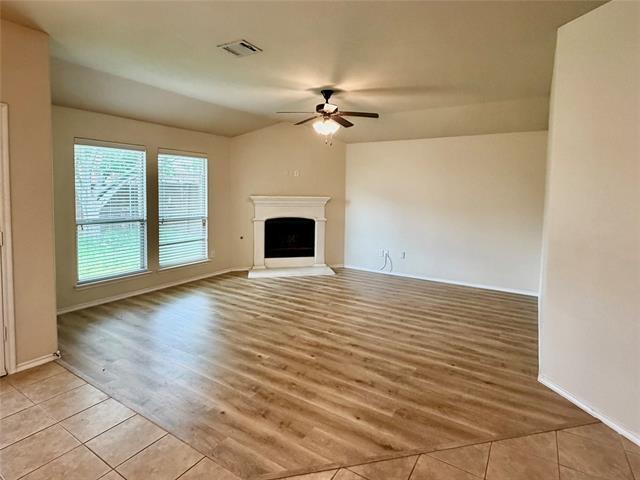 Photo - 1106 Ellis Rd