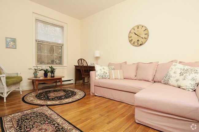 Chadford Apartments