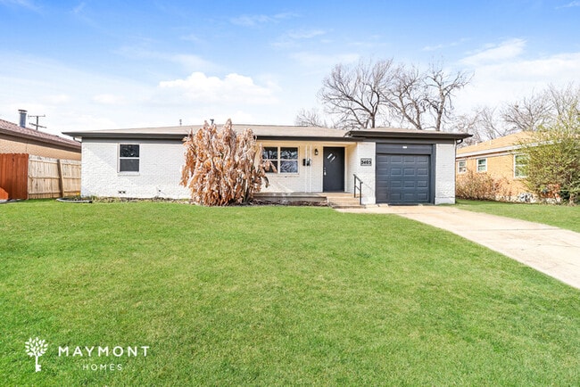 Building Photo - 3405 Half Moon Dr