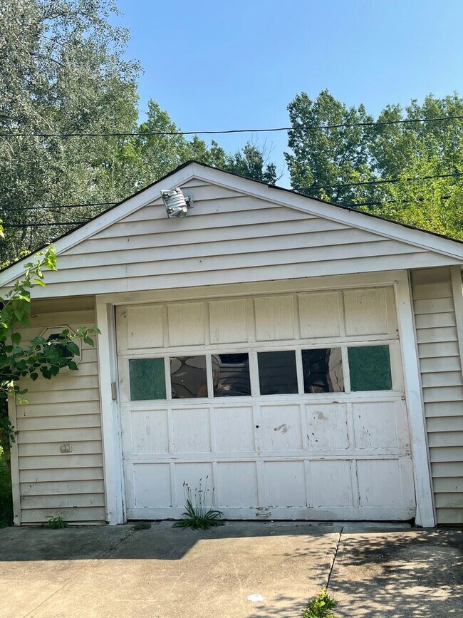 Hidden Gem Rental House Rental in Cleveland Heights, OH