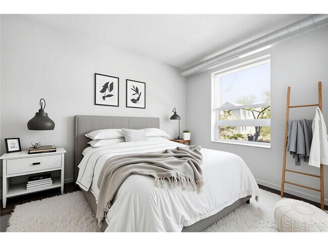 Photo - 2318 Jefferson St NE Unit 113