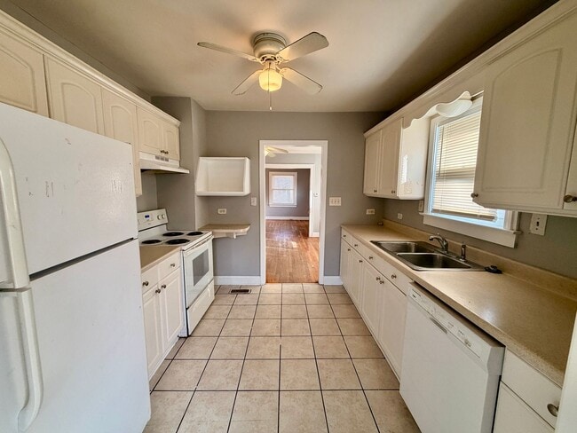 Photo - 538 S Hardy Ave