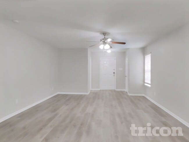 Photo - 3703 Bent Springs Ln