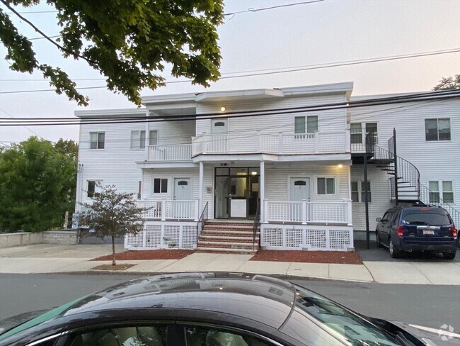 Building Photo - 34 Franklin Ave Unit 30 Rental