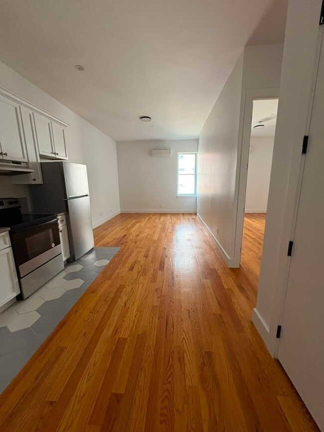 Photo - 155 Elliott Ave Unit 303