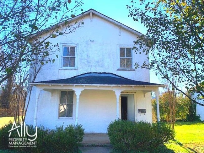 Building Photo - 108 Lankford Ave Rental
