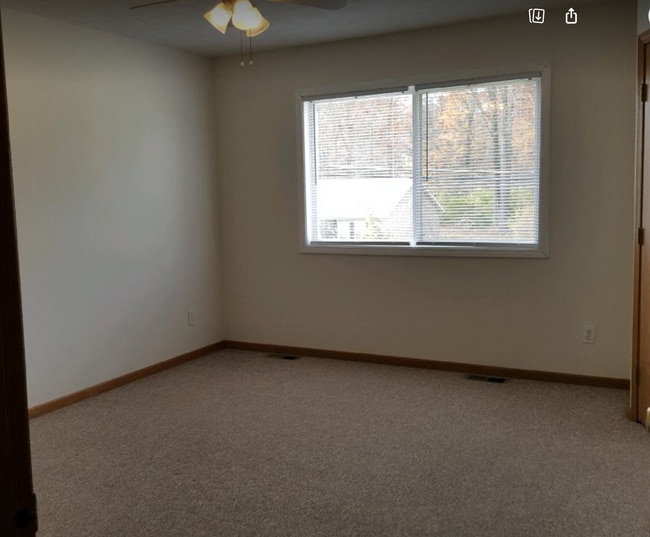 Photo - 56 Sunset Rd N Unit Sunset Road North Ontario