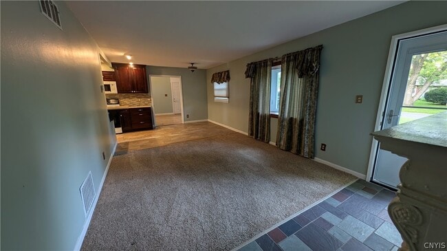 Photo - 15 Wexford Rd