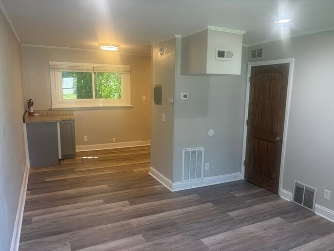Photo - 2 Bedroom 1 Bath End Unit Townhome in Charlotte