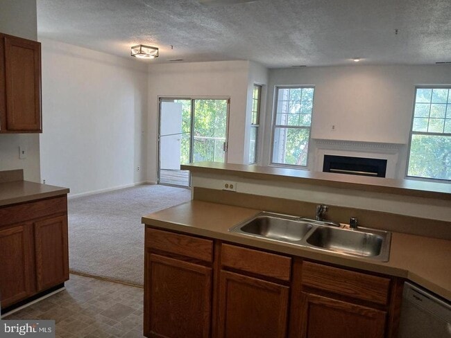 Photo - 7201 Bogley Rd Unidad 203