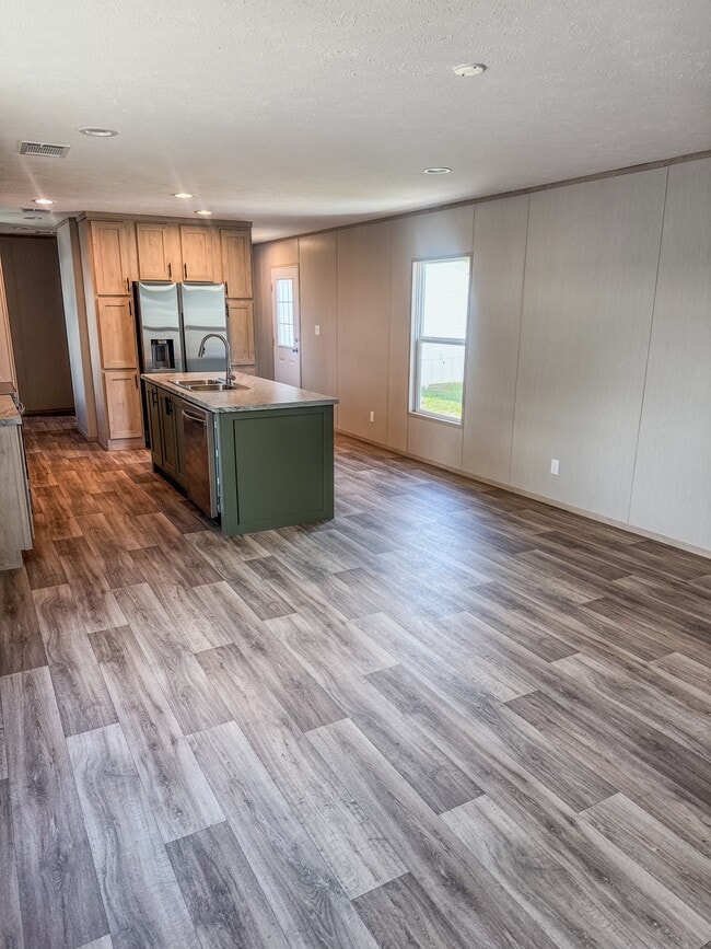 Photo - 1628 Paradela Pl