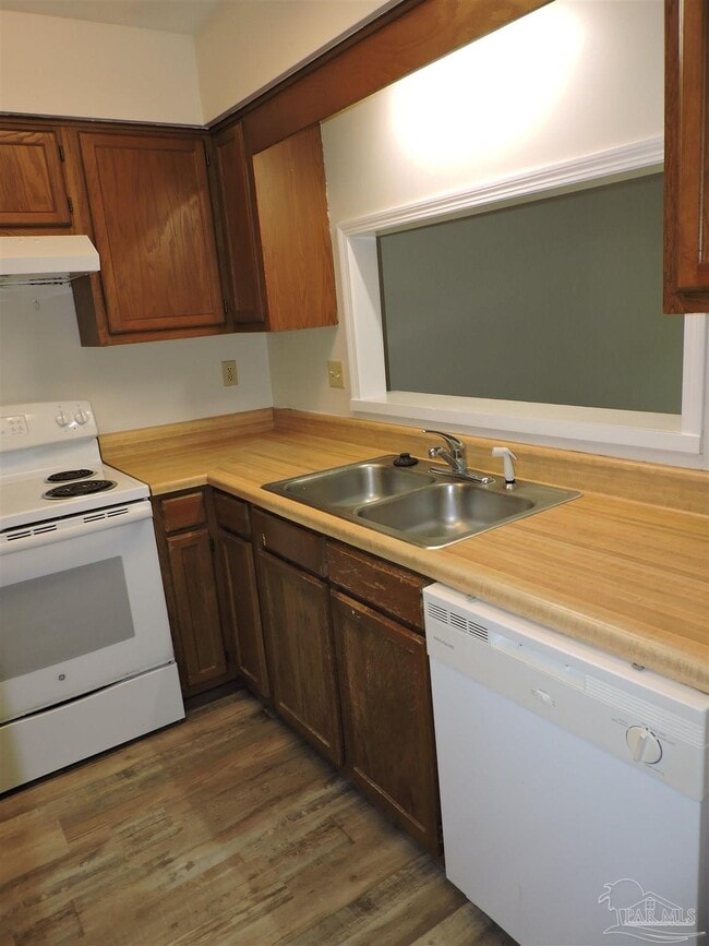 Photo - 3155 Belle Meade Dr