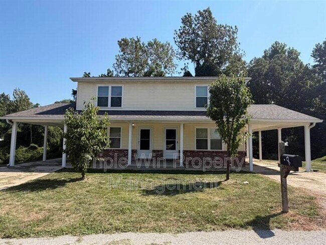 226 Diekamp Ln