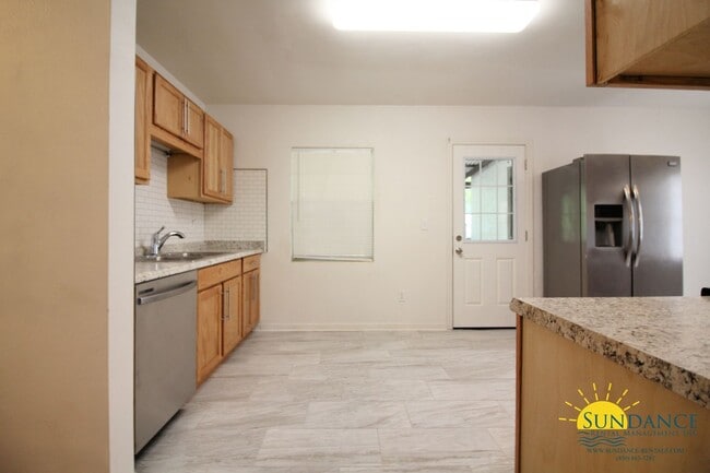 Photo - Beautiful 3 Bedroom Home in Fort Walton Beach!