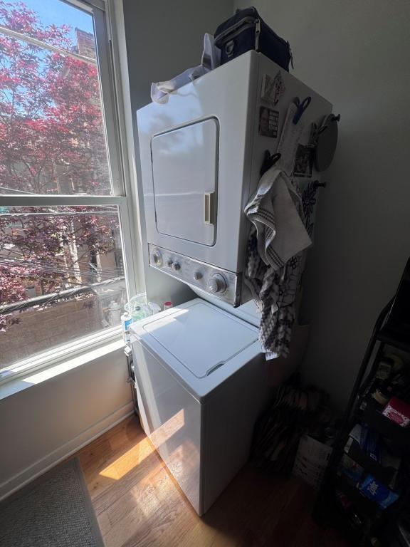 Photo - 419 W Eugenie St
