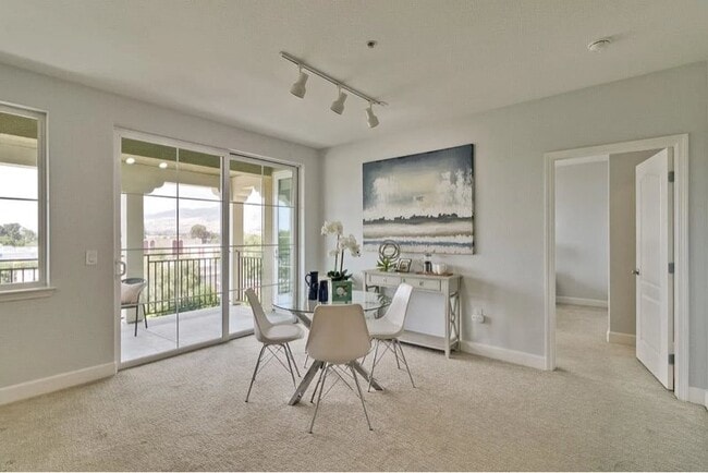 Photo - 600 S Abel St Unit 415