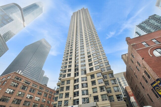 Building Photo - 440 N Wabash Ave Unit 1103 Rental