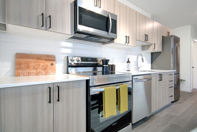 Photo - Huge Two Bedroom Unit in Downtown Kitchener! Unité 512