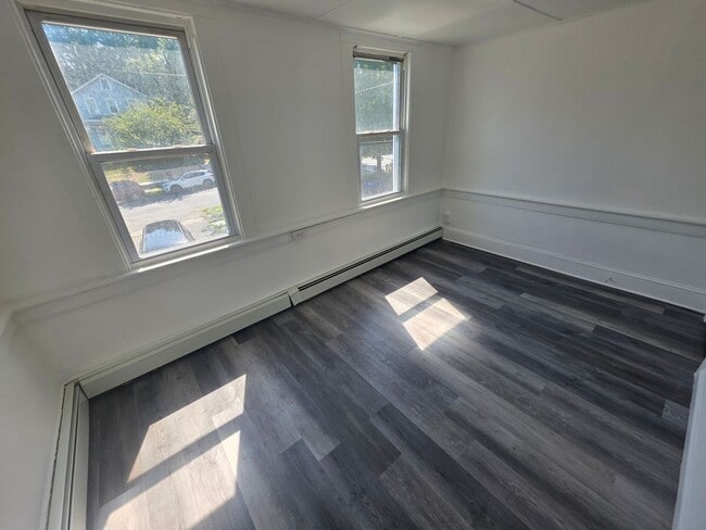 Photo - 2 bedroom apartment building - Poughkeepsie Unit 2