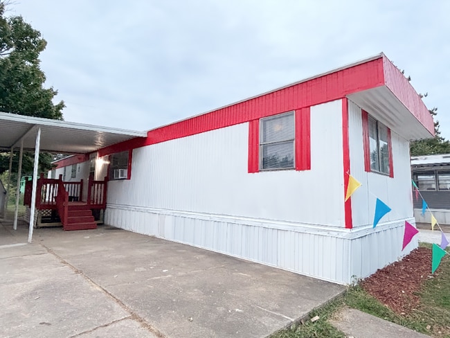 Photo - 711 N 19th St