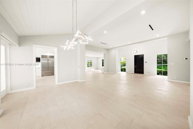 Photo - 4380 Lake Rd