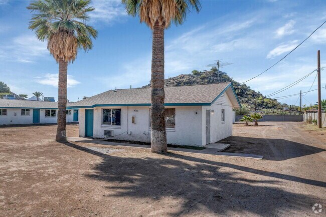 Building Photo - Spacious 1BR Single-Level Unit A Rental