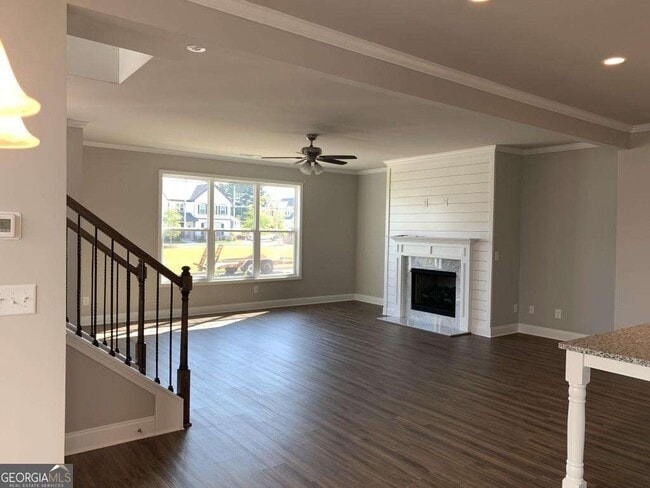 Photo - 5203 Addison St