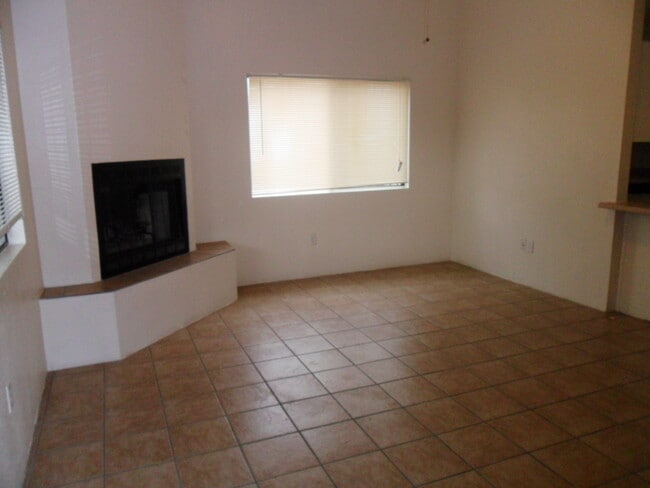 Photo - 516 E Waverly St Unit #2