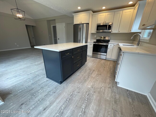 Photo - 7308 Bluffington Rd