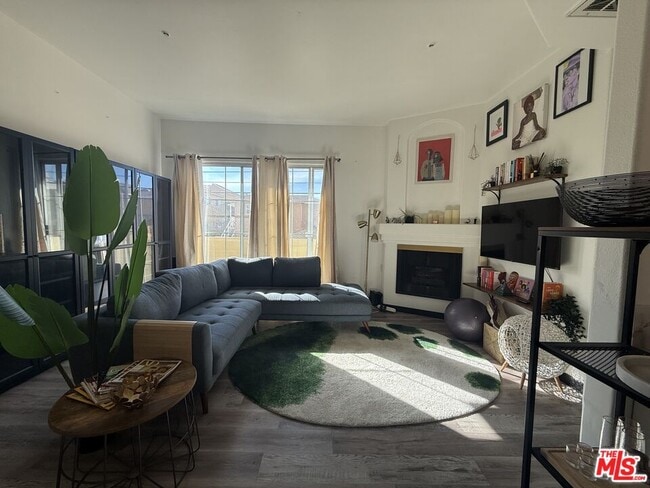 7033 S La Tijera Blvd Unit G101