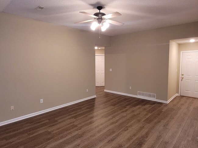 2409 Bentley Ct