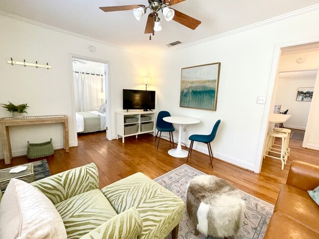 Photo - 215 W Taylor St Unit 217