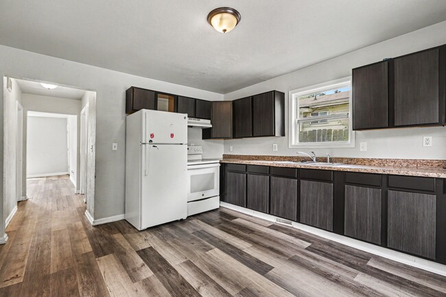 790 Harriet St