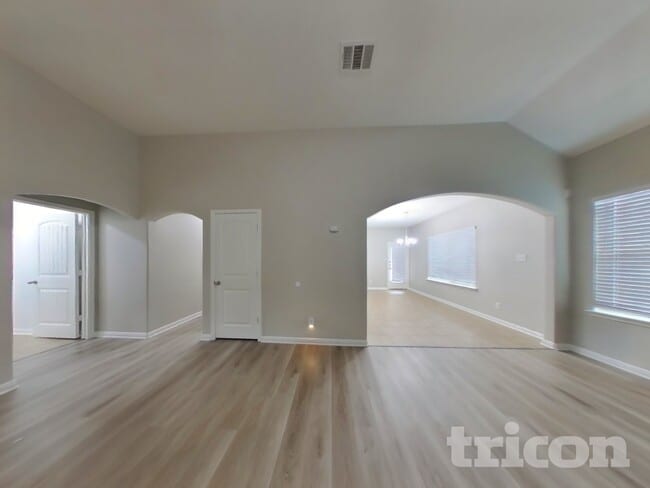 Photo - 2832 Mistywood Ln