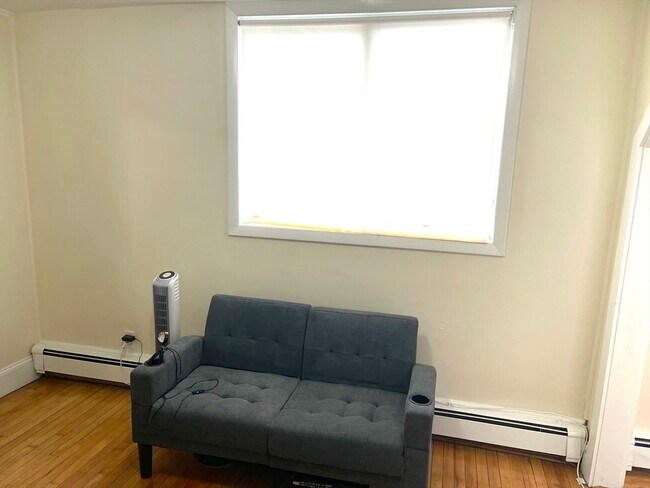 Photo - 92 Water St Unit #1