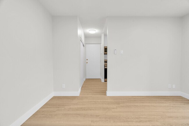 Photo - 1220 Hamilton St