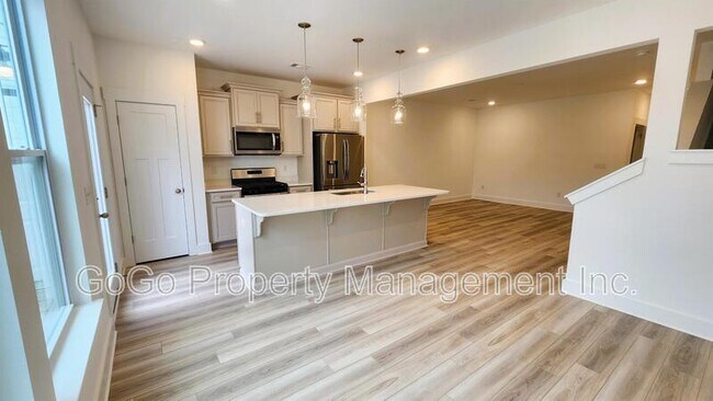 Photo - 132 Marston Ln