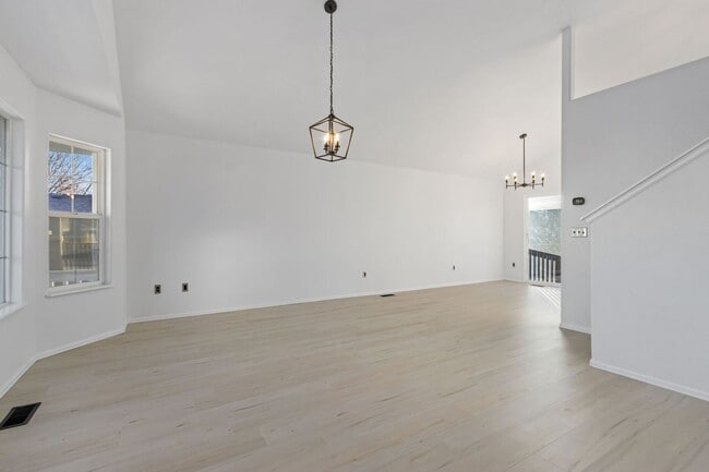 Photo - 87 Summit View Rd