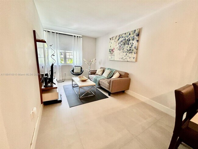 Photo - 100 Lincoln Rd Unidad 426