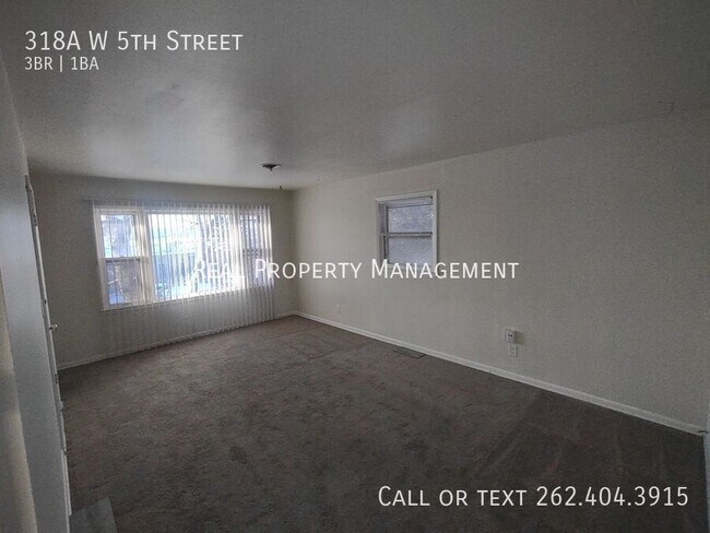 Photo - 318A W 5th St