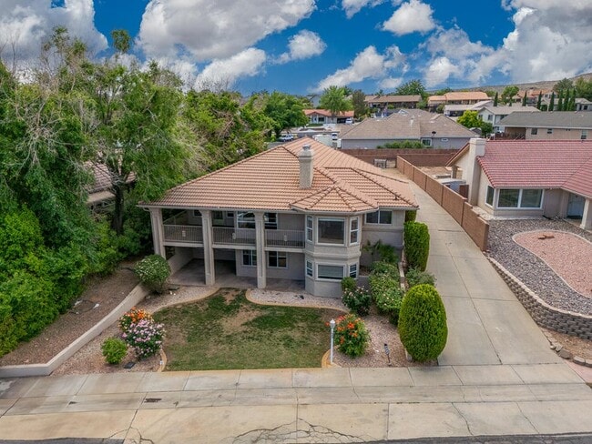 Photo - 984 Larkspur Rd