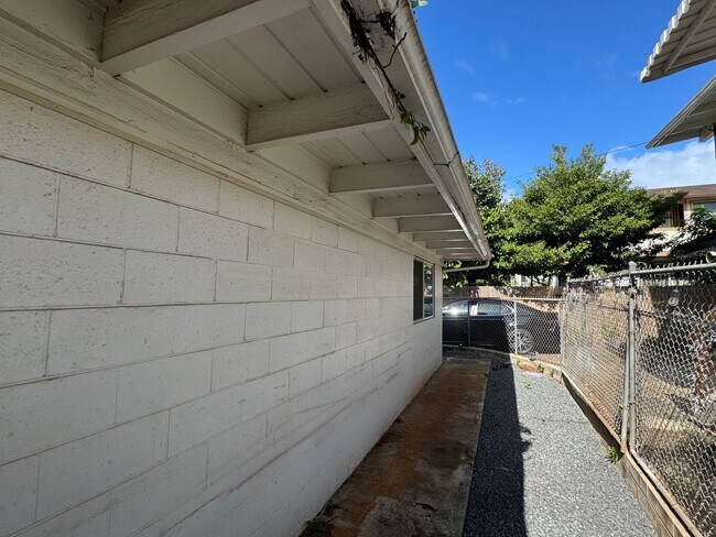 Photo - Renovated 5 Bedroom/3.5 Bath Single Family Home in Kalihi