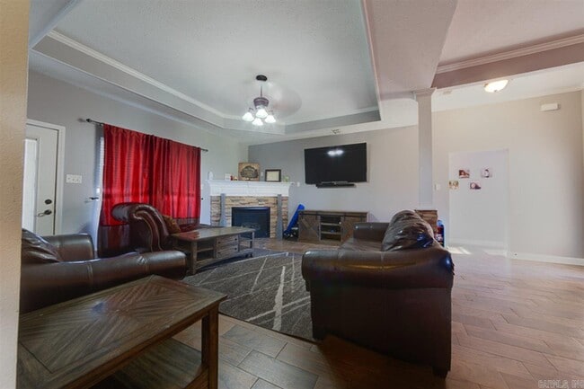 Photo - 31 W Oak Dr